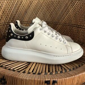 Alexander McQueen Oversized Sneakers White Black Studded Size 43 1/2D  US 10.5
